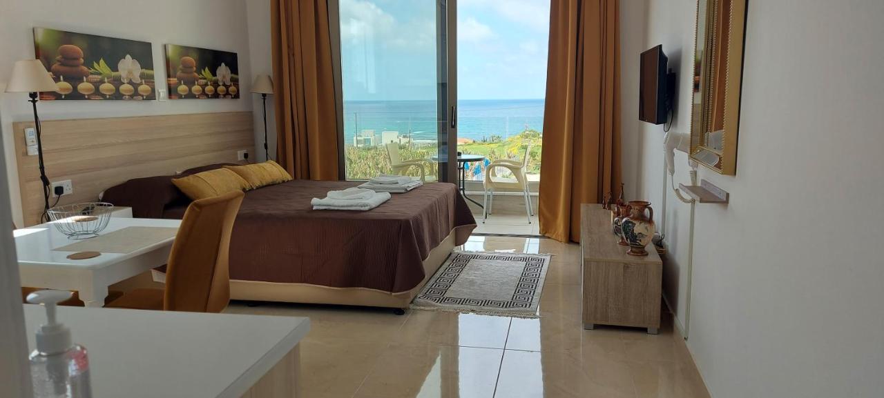 Harmony Seaview Apartments Paphos Bagian luar foto