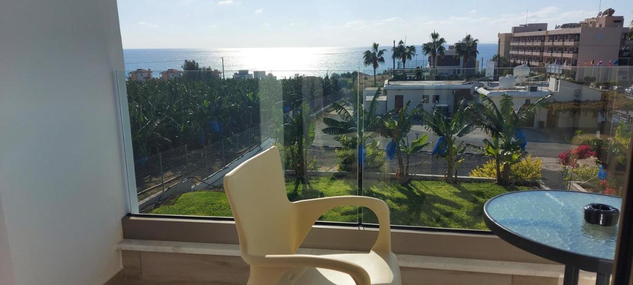 Harmony Seaview Apartments Paphos Bagian luar foto
