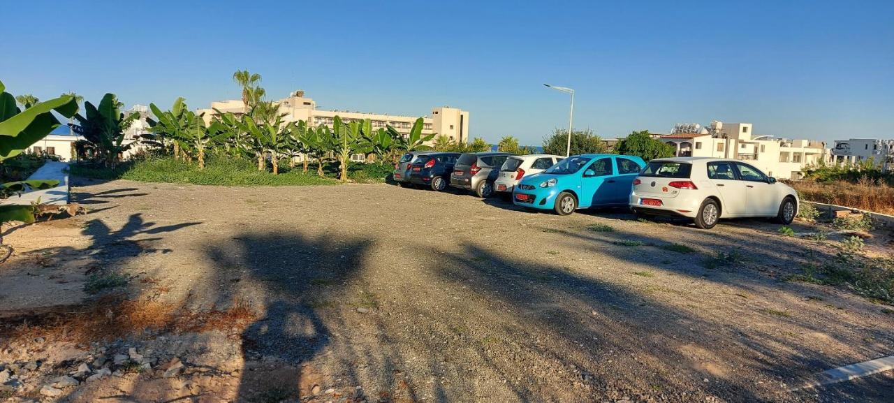 Harmony Seaview Apartments Paphos Bagian luar foto