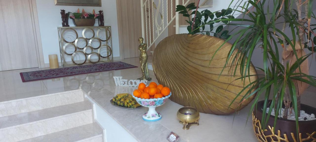 Harmony Seaview Apartments Paphos Bagian luar foto