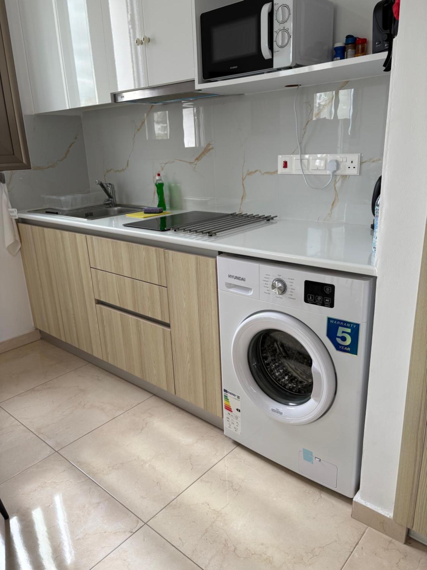 Harmony Seaview Apartments Paphos Bagian luar foto